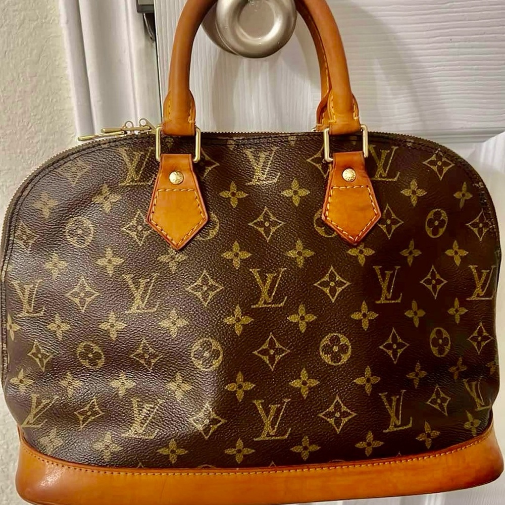 Vintage Alma LV Bag - Picture 7 of 8
